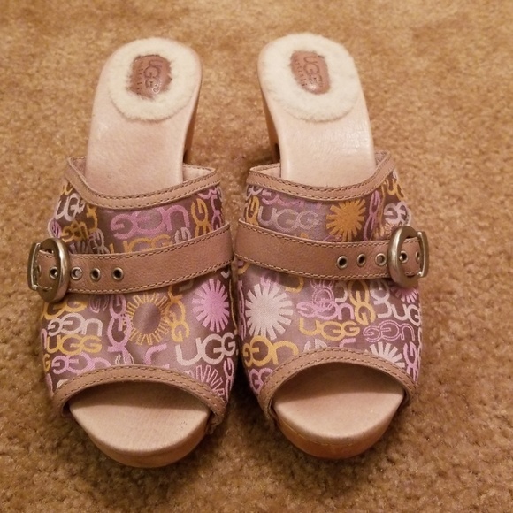 UGG Shoes - UGG sandals